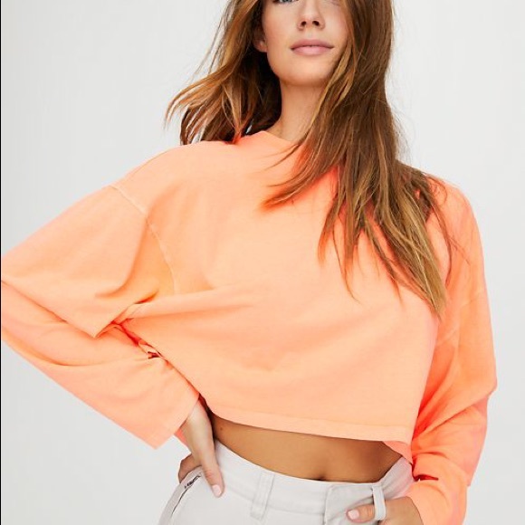 NWT TNA aritzia Belleville long levee top small
